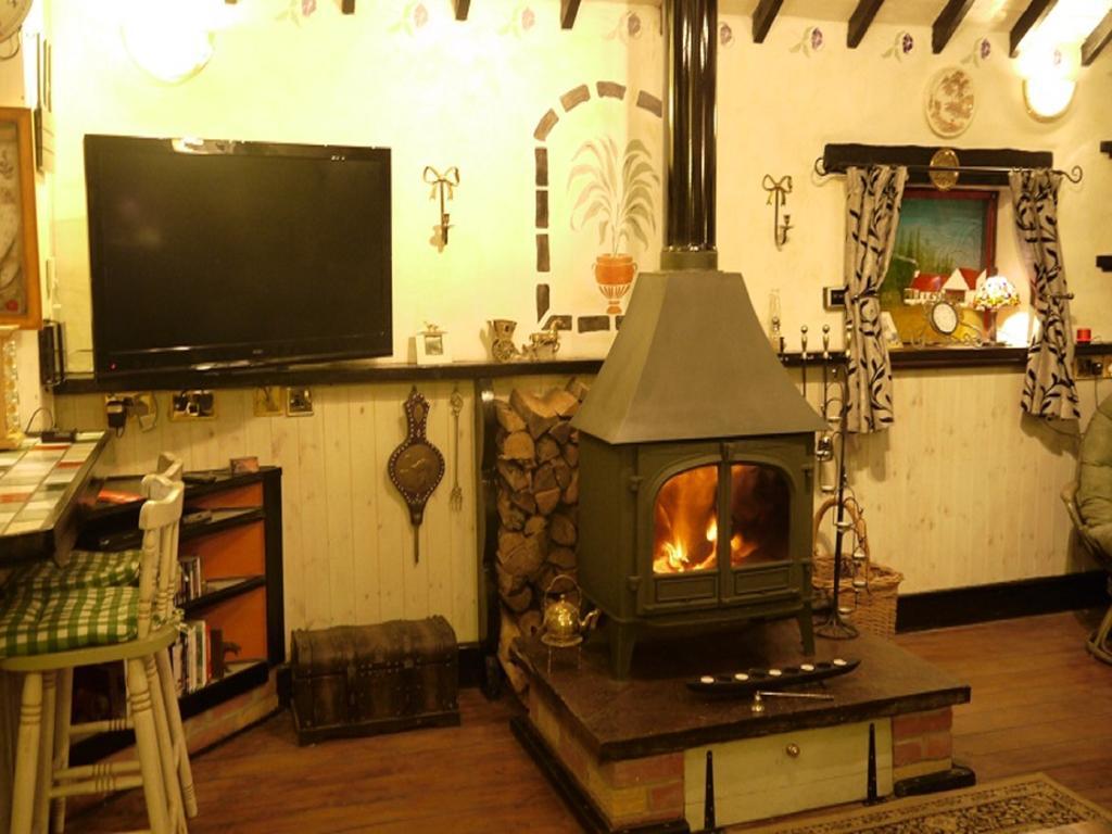 The Old Tea Shop Villa Scarfskerry Bagian luar foto